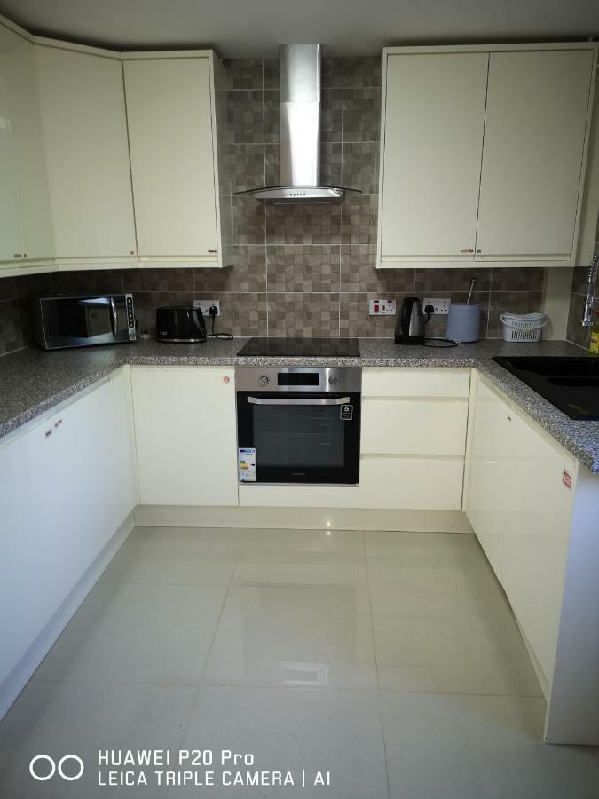 Richflo Holiday Rentals Manchester Exterior photo