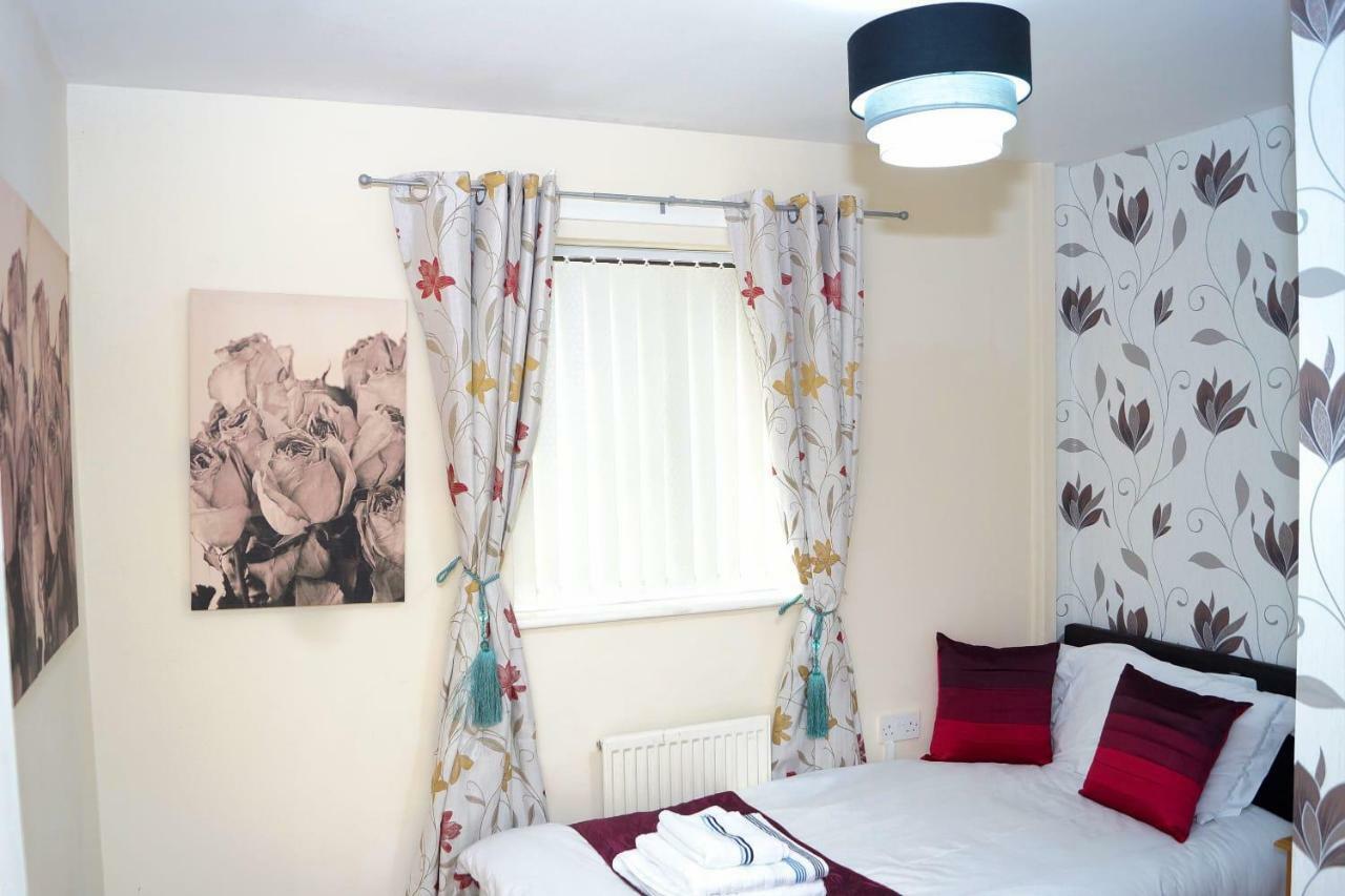 Richflo Holiday Rentals Manchester Exterior photo